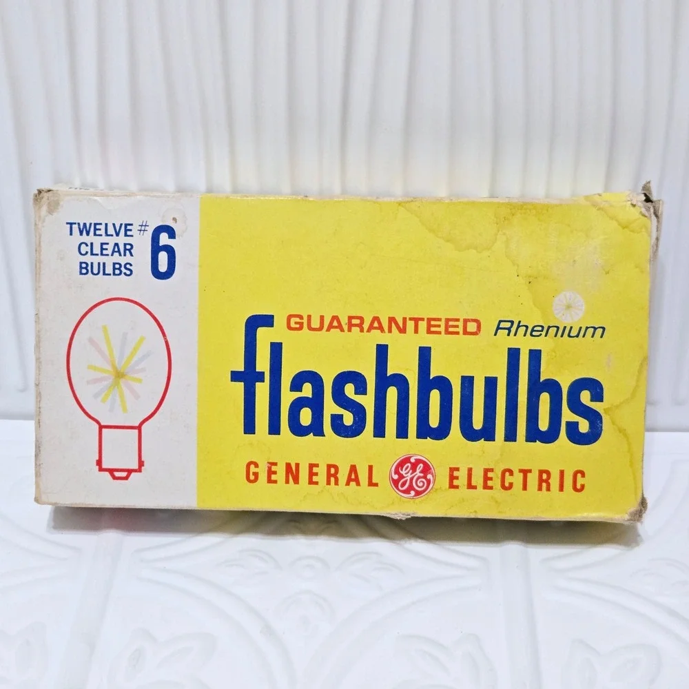 General Electric Flashbulbs Rhenium Twelve Clear Bulbs‎ #6